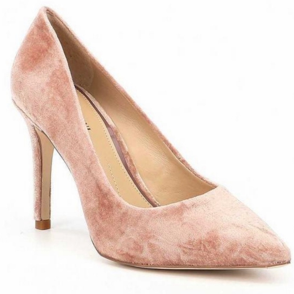 SOLD 🩷 BARBIE pink pumps 🩷
